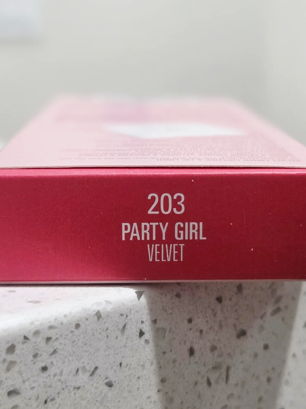 KYLIE Velvet Liquid Lipstick & Lip Liner - PARTY GIRL VELVET 203
